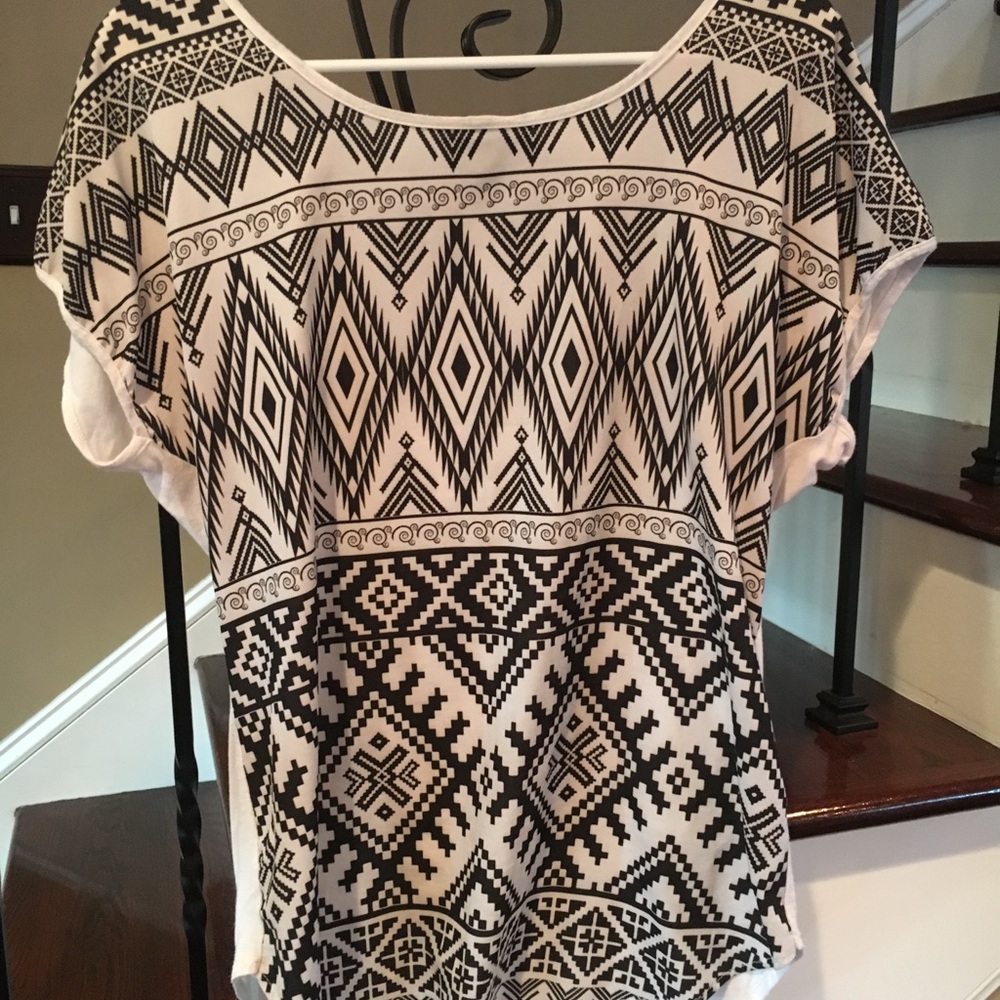 Women’s blouse size Large